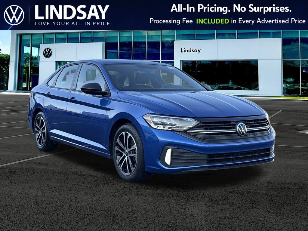 Used 2023 Volkswagen Jetta Sport image 1