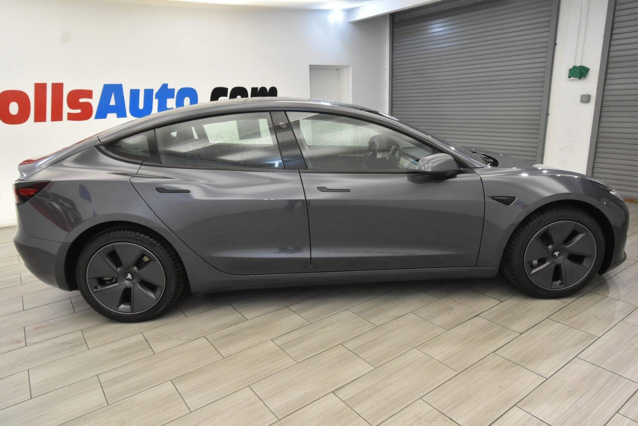 Used 2023 Tesla Model 3 Standard Range image 6