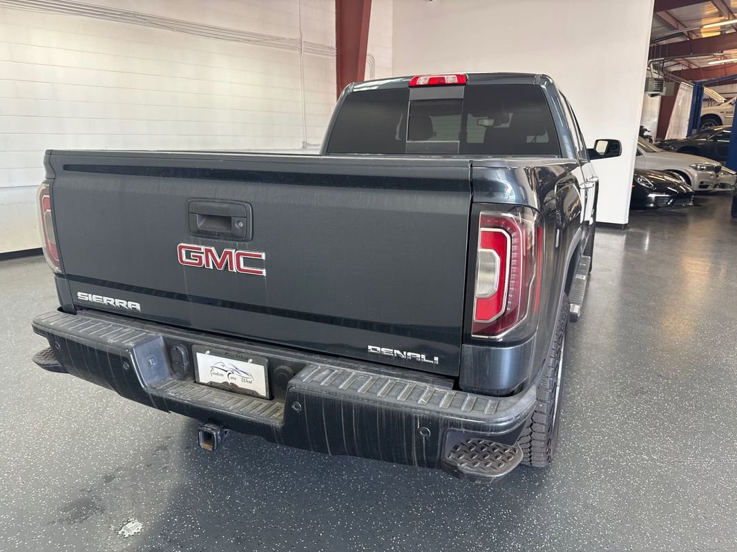 Used 2018 GMC Sierra 1500 Denali AWD/4WD image 4
