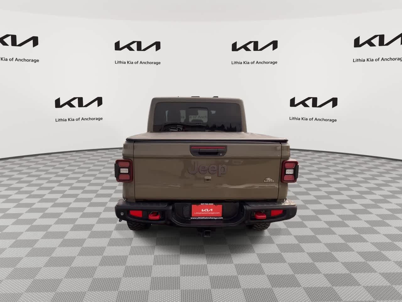Used 2020 Jeep Gladiator Rubicon AWD/4WD image 7