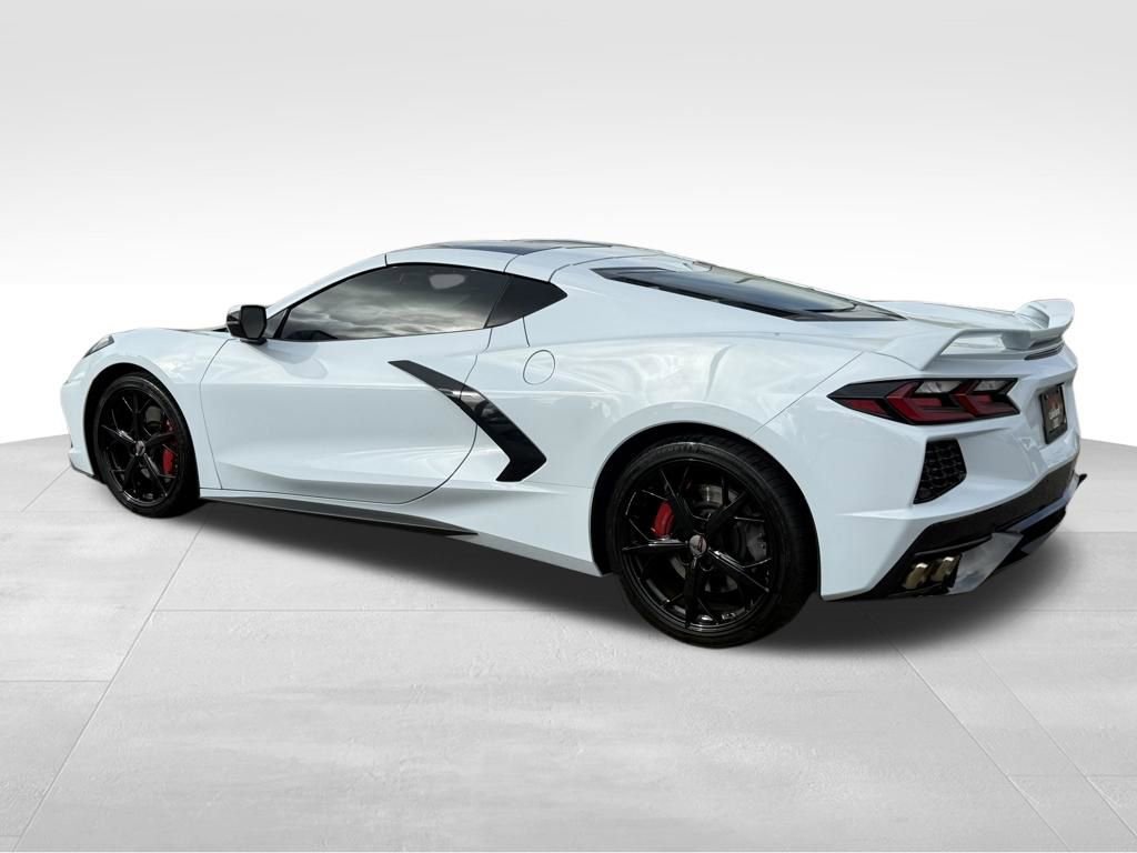 Used 2020 Chevrolet Corvette Stingray Premium Cpe w/ 3LT Preferred Equipment Group image 3