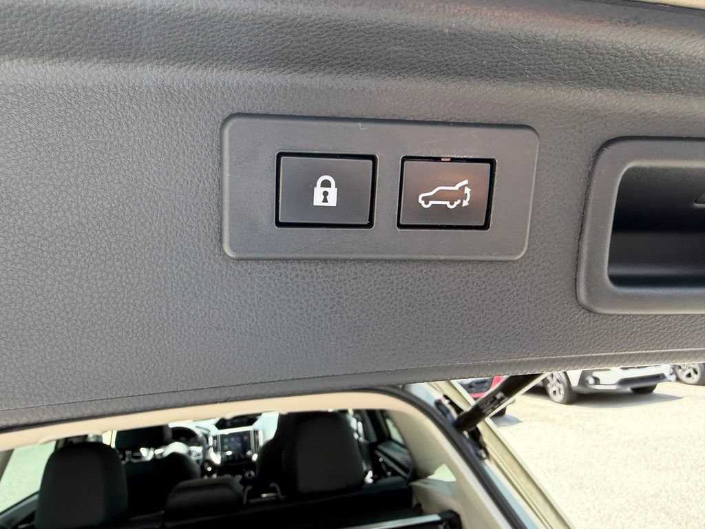 Used 2023 Subaru Forester Touring AWD/4WD image 8