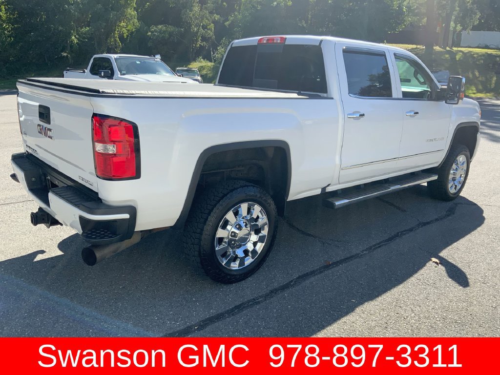 Certified 2019 GMC Sierra 2500 Denali w/ Duramax Plus Package AWD/4WD image 39