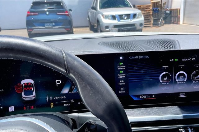 Used 2023 BMW X4 M40i w/ Parking Assistance Package AWD/4WD image 6