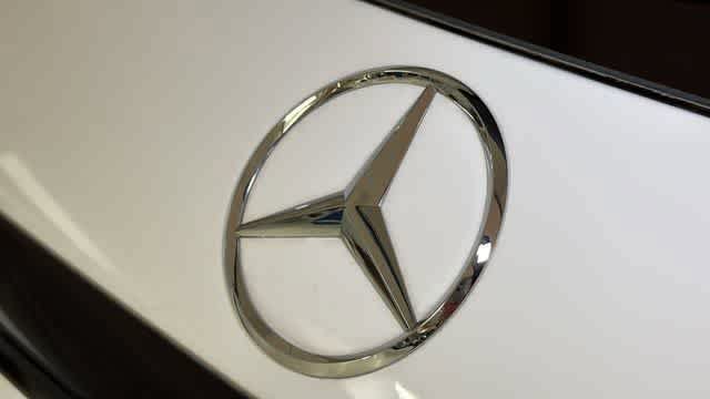 Certified 2026 Mercedes-Benz GLC 300 4MATIC image 5