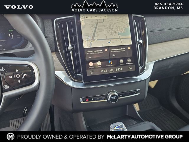 New 2025 Volvo XC90 T8 Plus w/ Protection Package Premier image 9