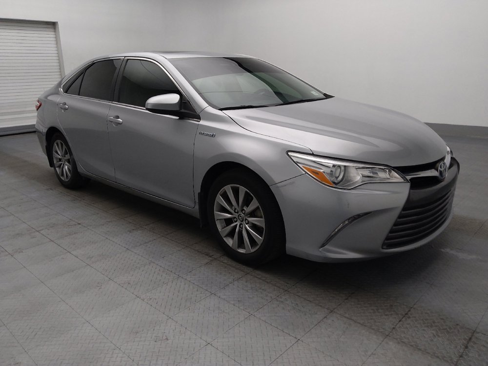 Used 2015 Toyota Camry XLE w/ Moonroof Package FWD image 11