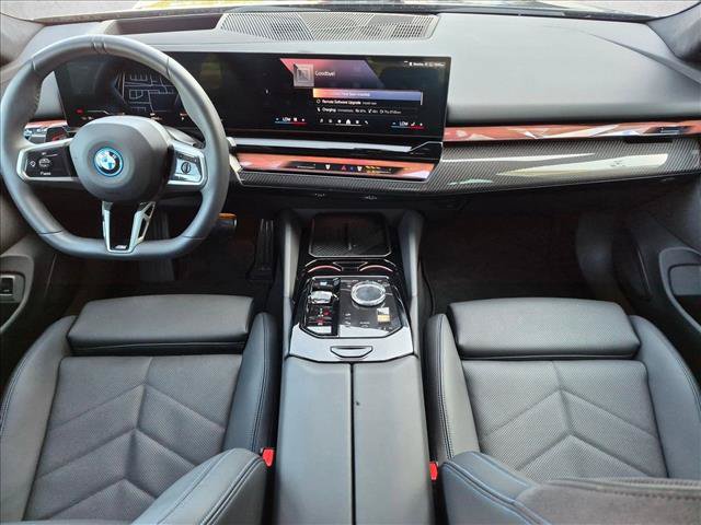Used 2026 BMW i5 eDrive40 RWD image 13