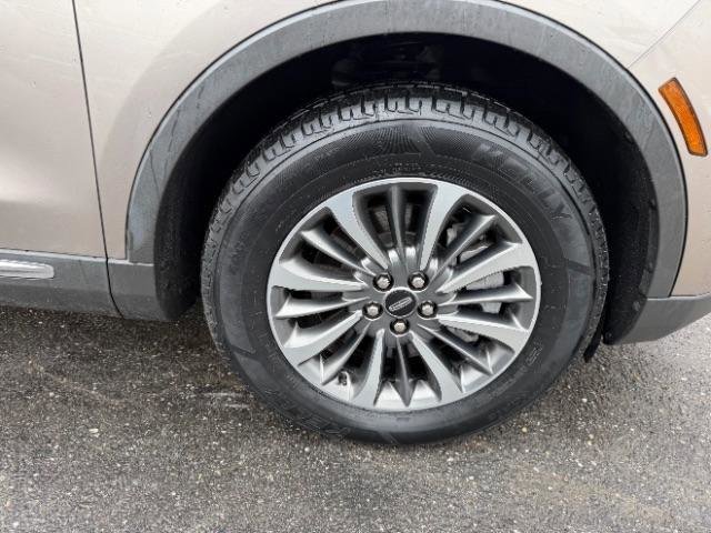 Used 2021 Lincoln Nautilus Reserve w/ Class II Trailer Tow Package image 14