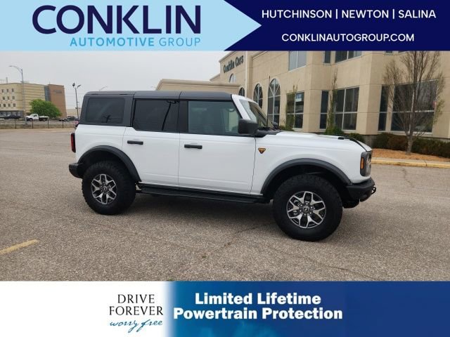 Used 2024 Ford Bronco Badlands image 1