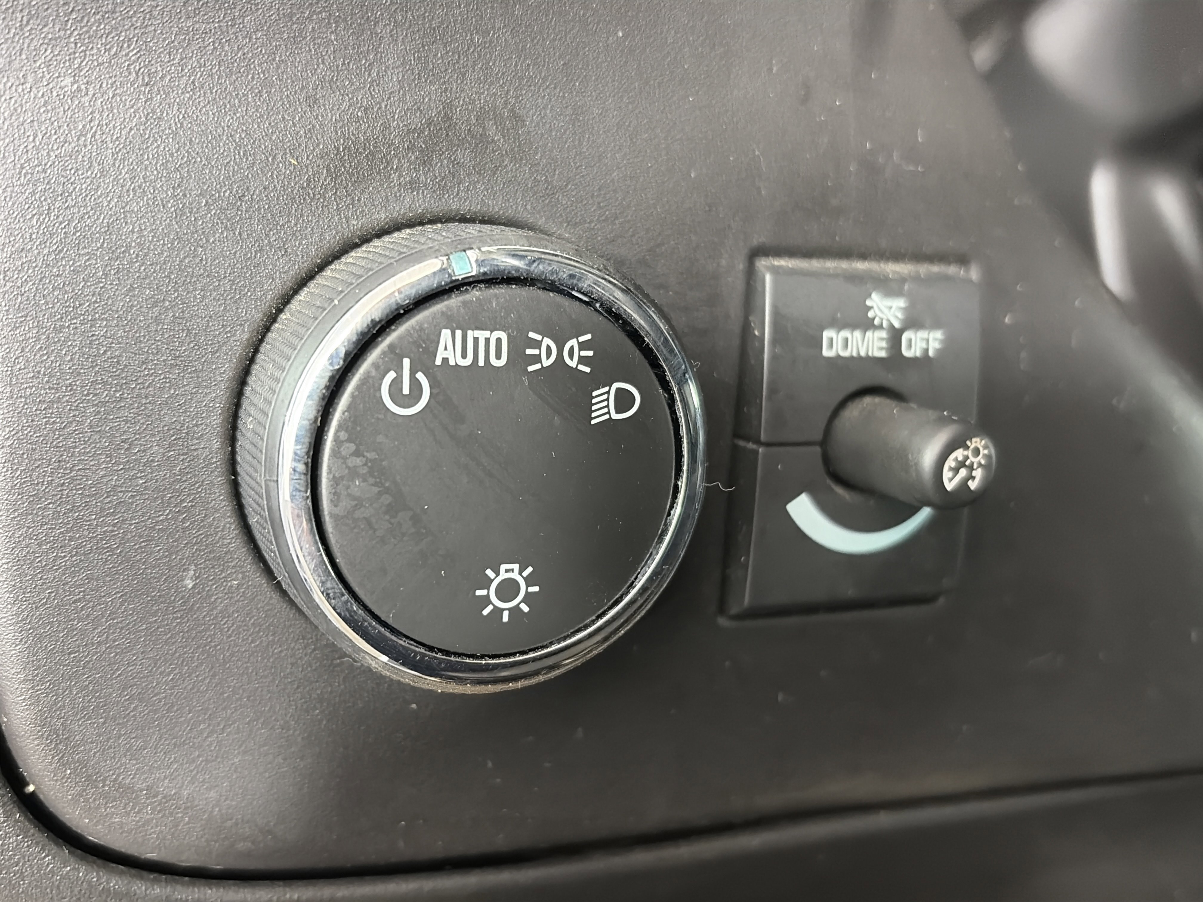 Used 2021 Chevrolet Express 2500 w/ Driver Convenience Package image 26