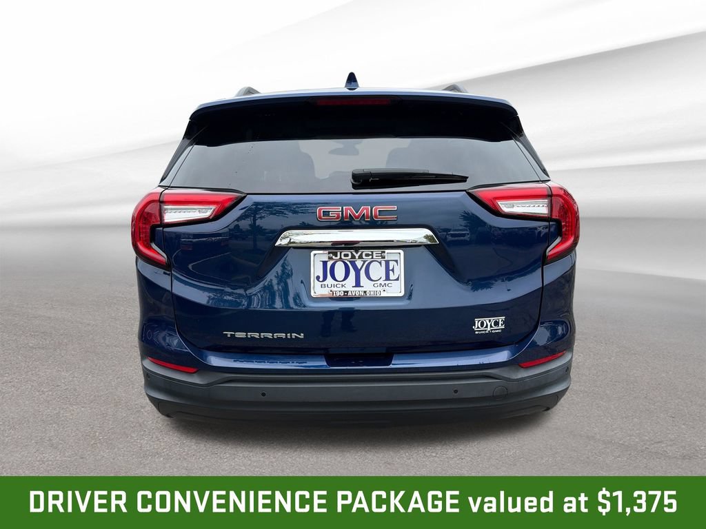 Certified 2022 GMC Terrain SLE w/ Driver Convenience Package FWD image 5