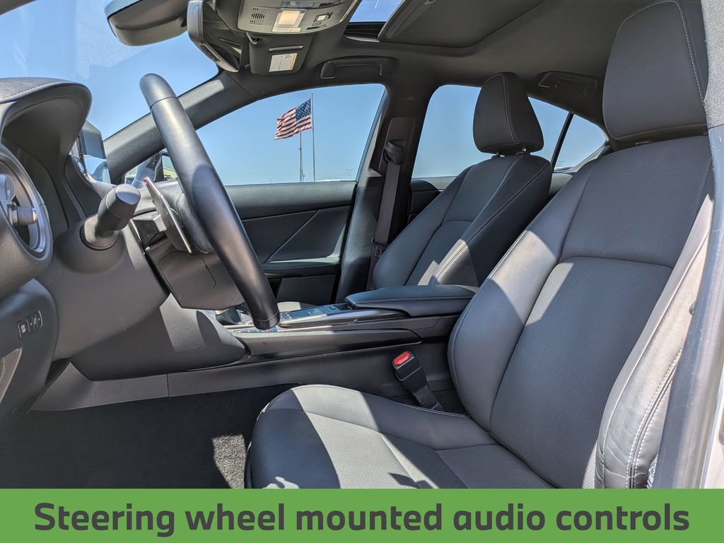 Used 2023 Lexus IS 300 w/ Comfort Package RWD image 15