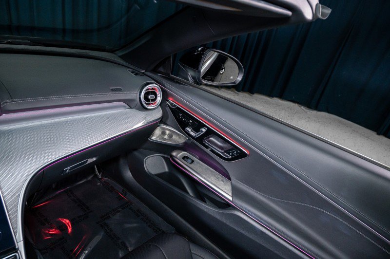 Used 2025 Mercedes-Benz CLE 300 4MATIC Cabriolet image 27