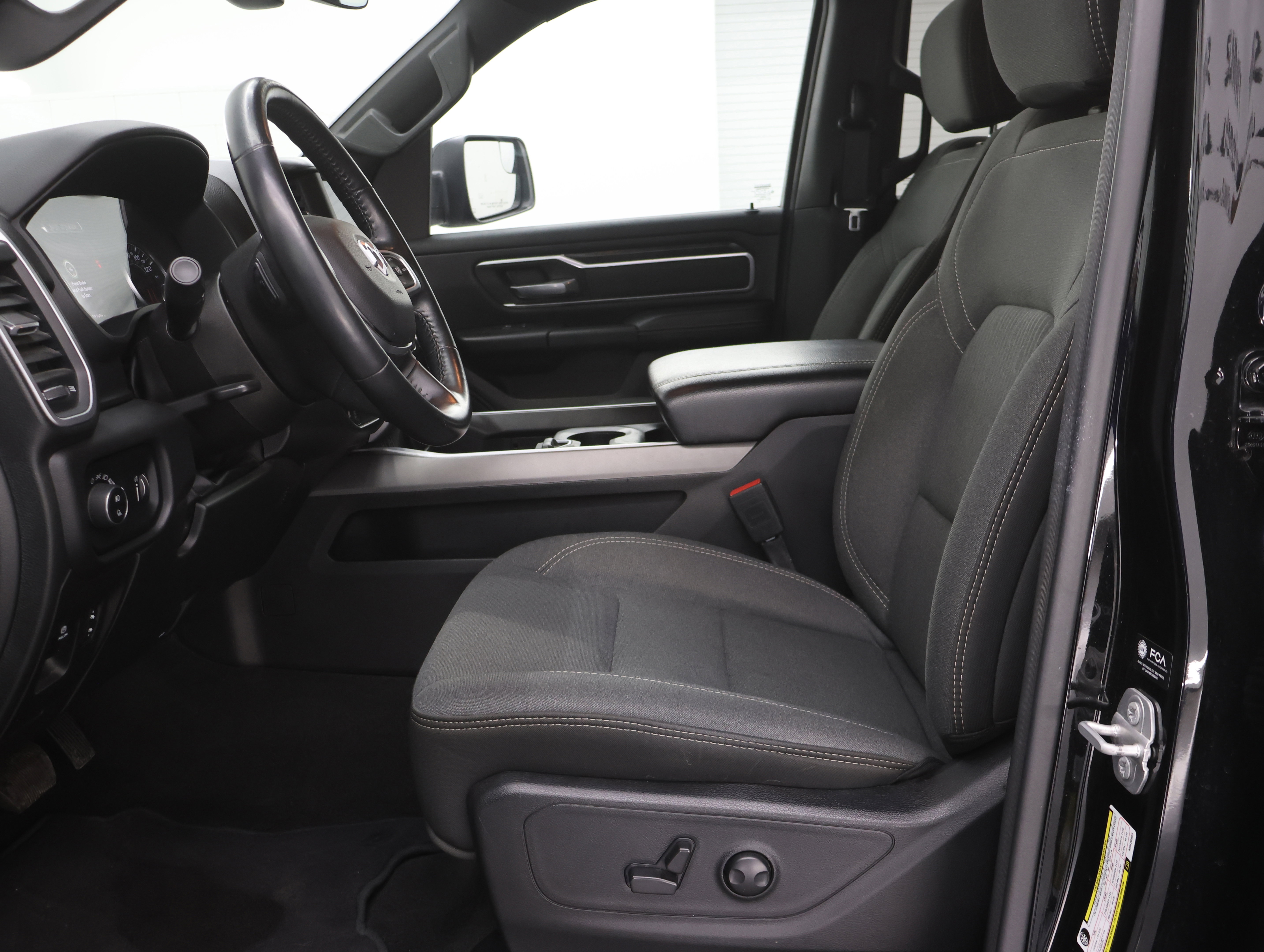 Used 2022 RAM 1500 Big Horn image 8