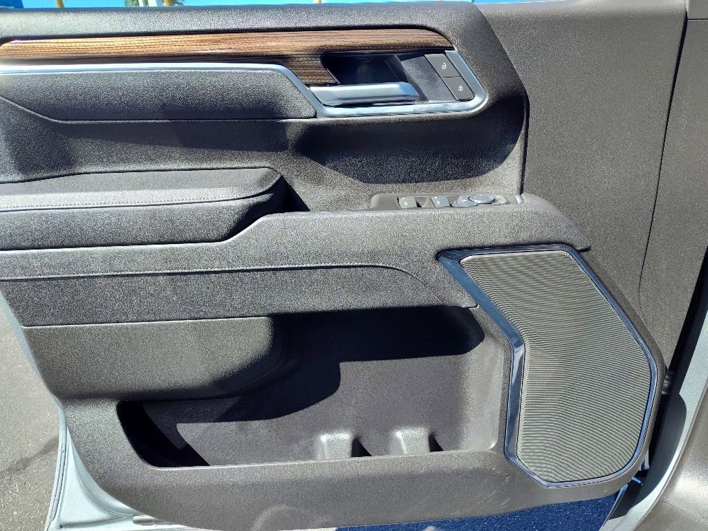 Certified 2025 Chevrolet Silverado 1500 RST image 14