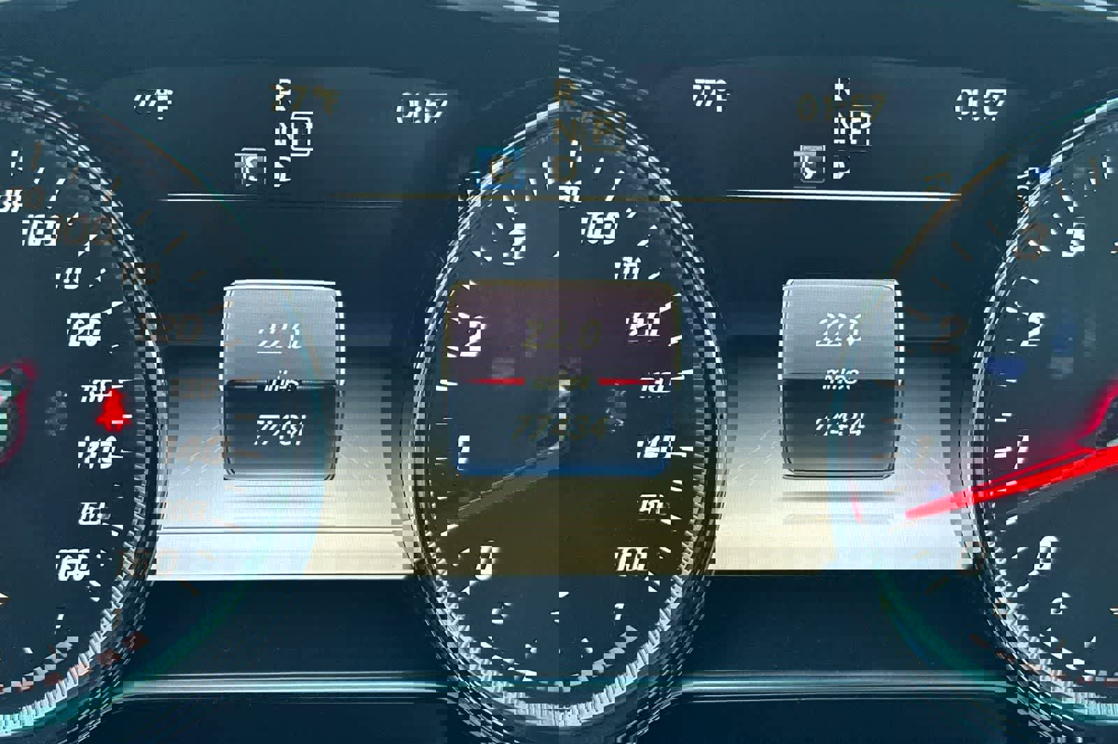 Used 2019 Mercedes-Benz E 450 Coupe w/ AMG Line Package image 28