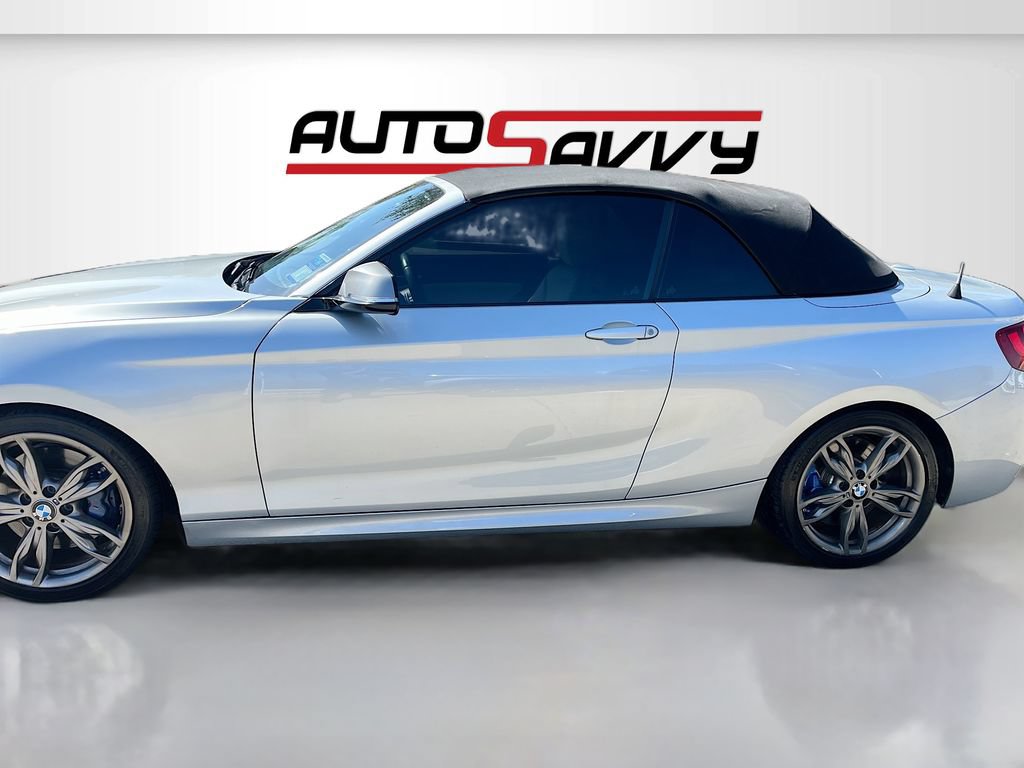 Used 2015 BMW M235i Convertible RWD image 4