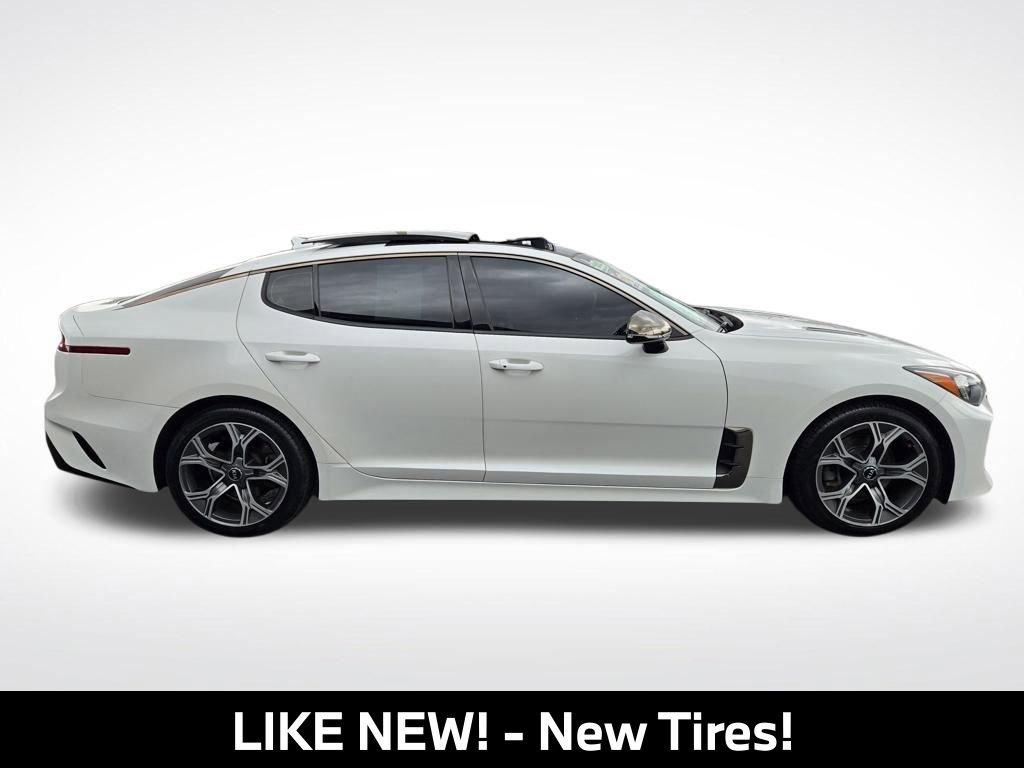 Used 2021 Kia Stinger GT-Line w/ Sun & Sound Package RWD image 10