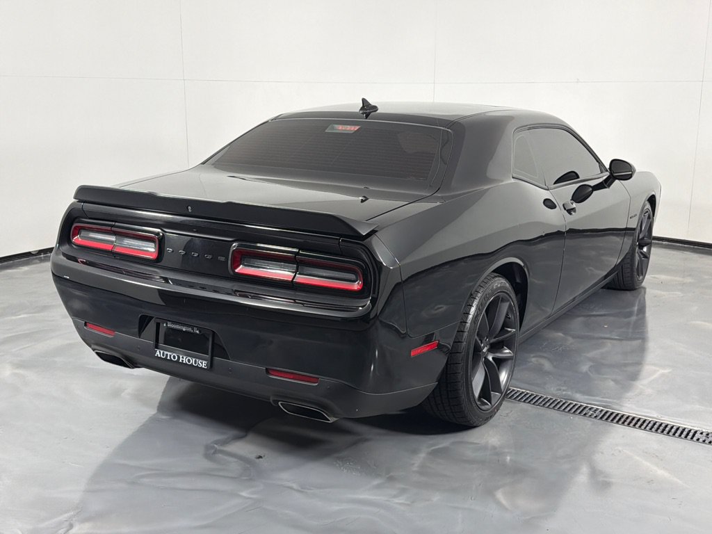 Used 2021 Dodge Challenger R/T w/ Performance Handling Group RWD image 5