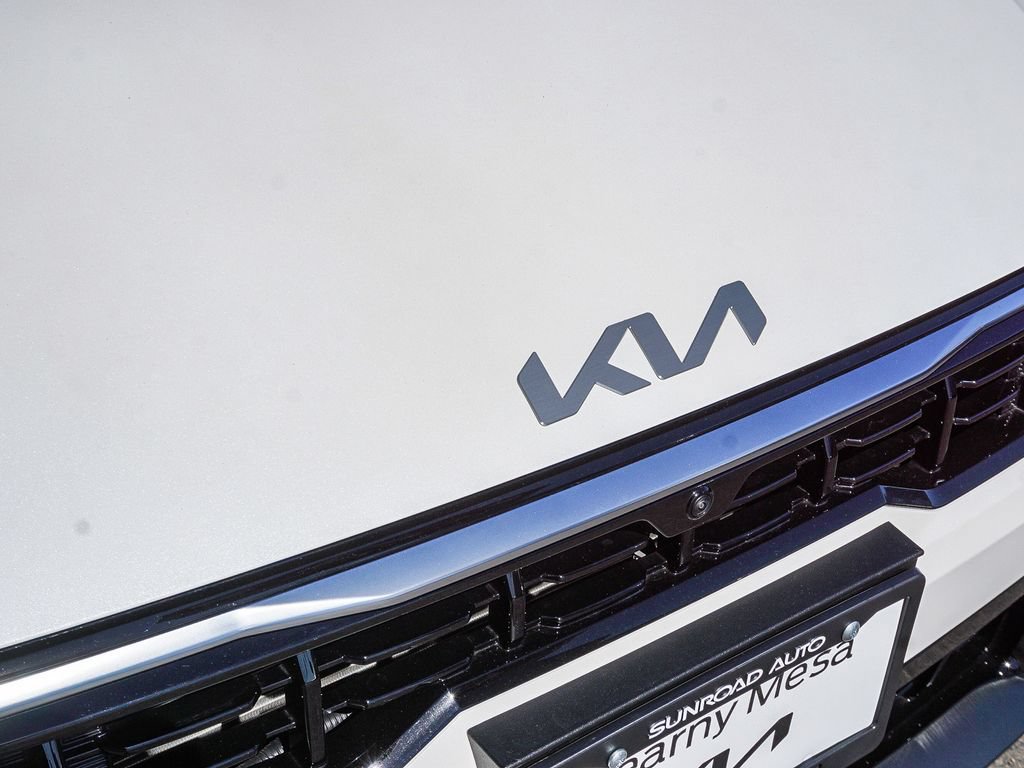 Certified 2025 Kia K4 GT-Line Turbo FWD image 12