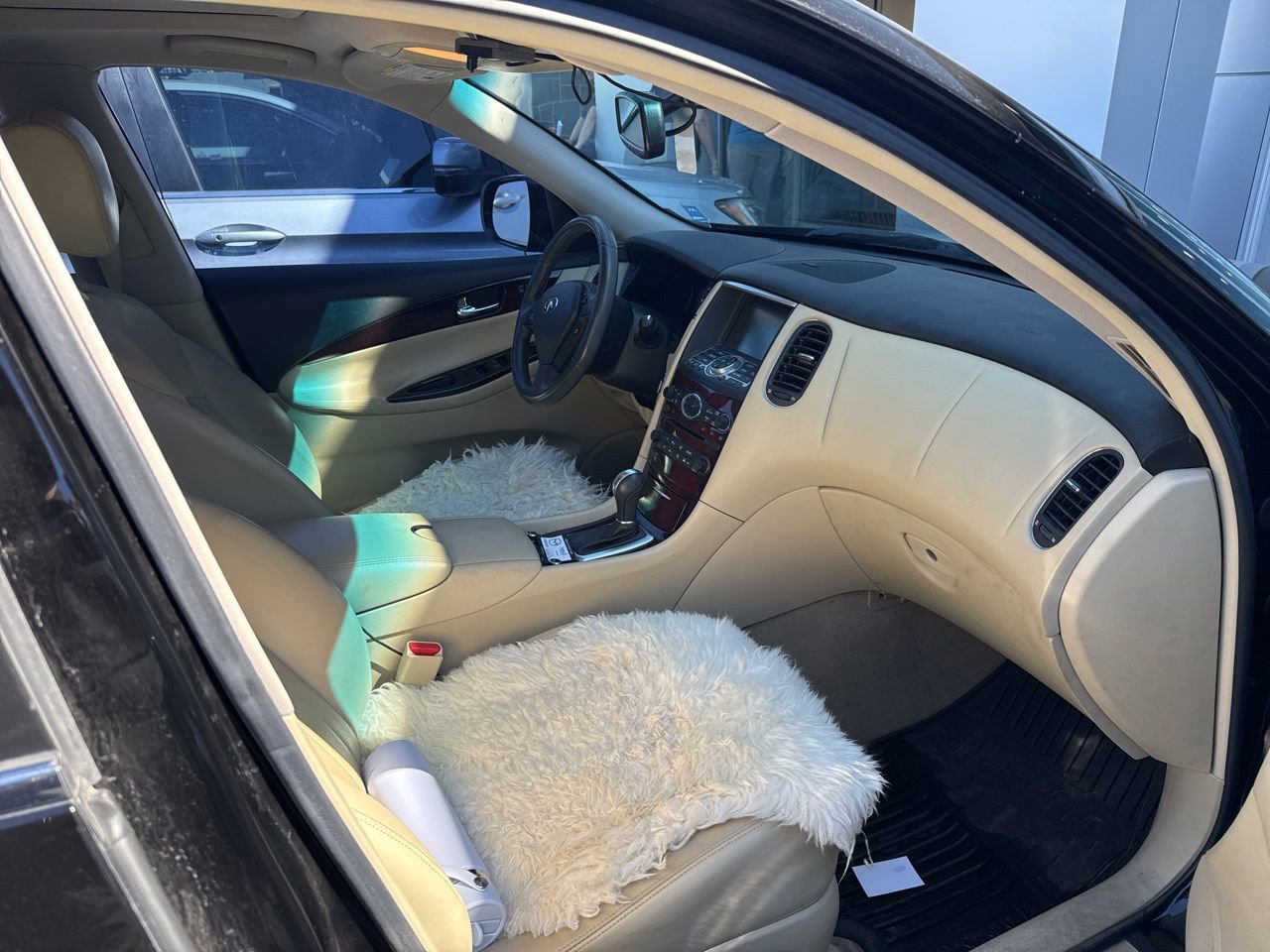 Used 2017 INFINITI QX50 AWD w/ Deluxe Touring Package image 10