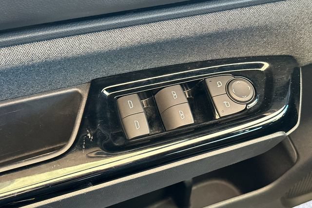 Used 2024 Honda Prologue EX image 12