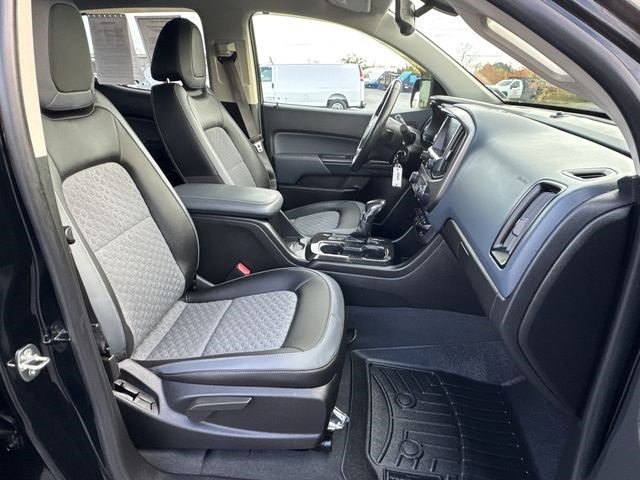 Certified 2022 Chevrolet Colorado Z71 w/ Trail Boss Package image 28