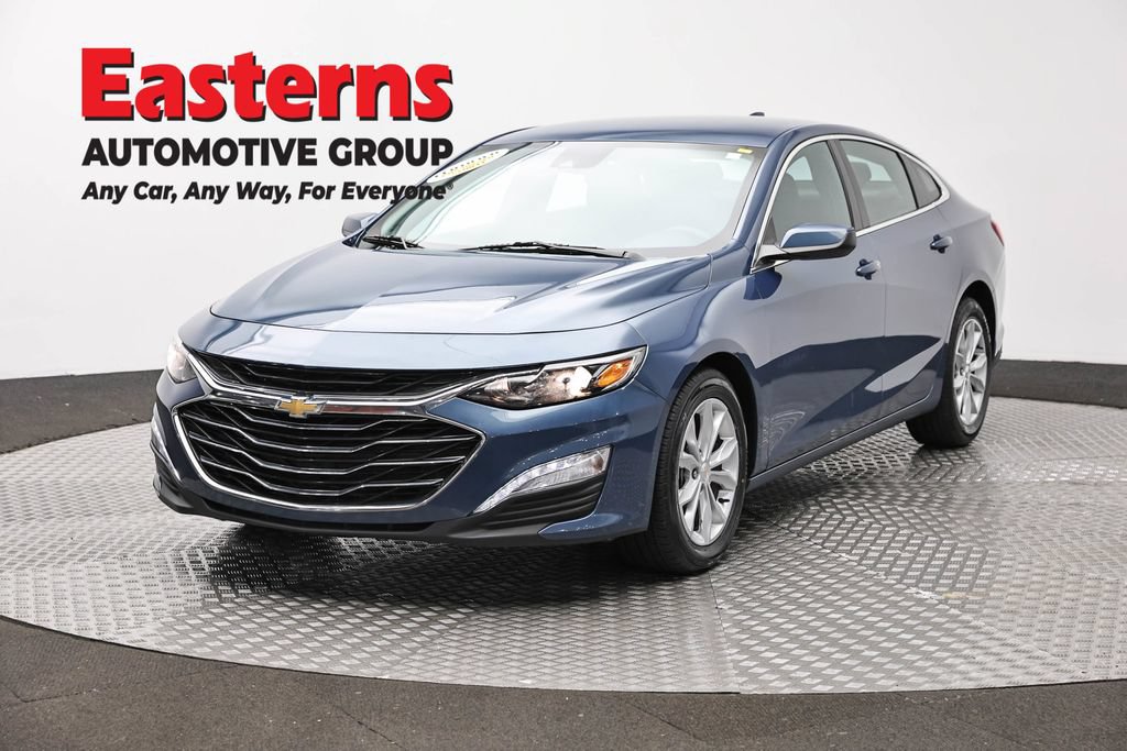 Used 2024 Chevrolet Malibu LT FWD image 1
