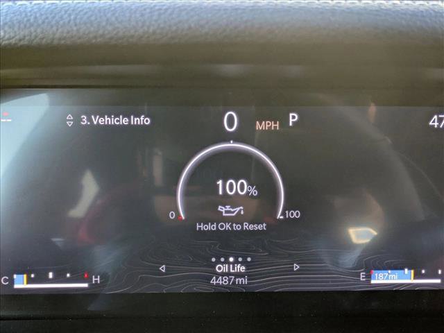 Used 2025 Jeep Grand Cherokee Limited w/ Luxury Tech Group II image 11