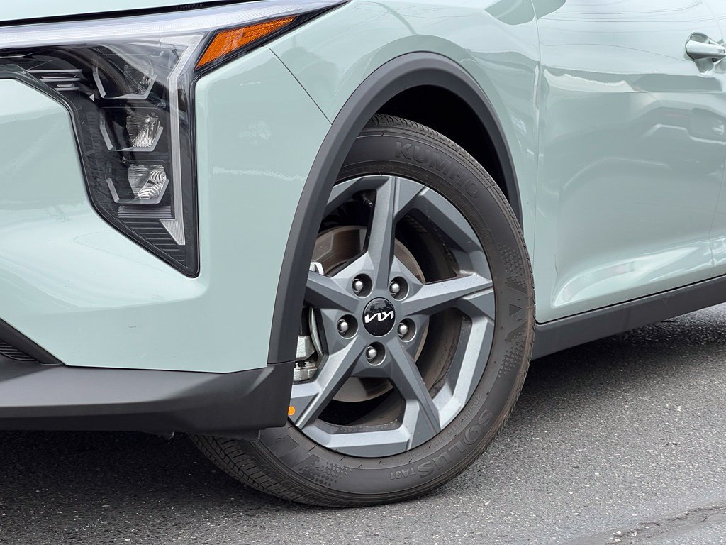 Certified 2025 Kia K4 FWD image 2