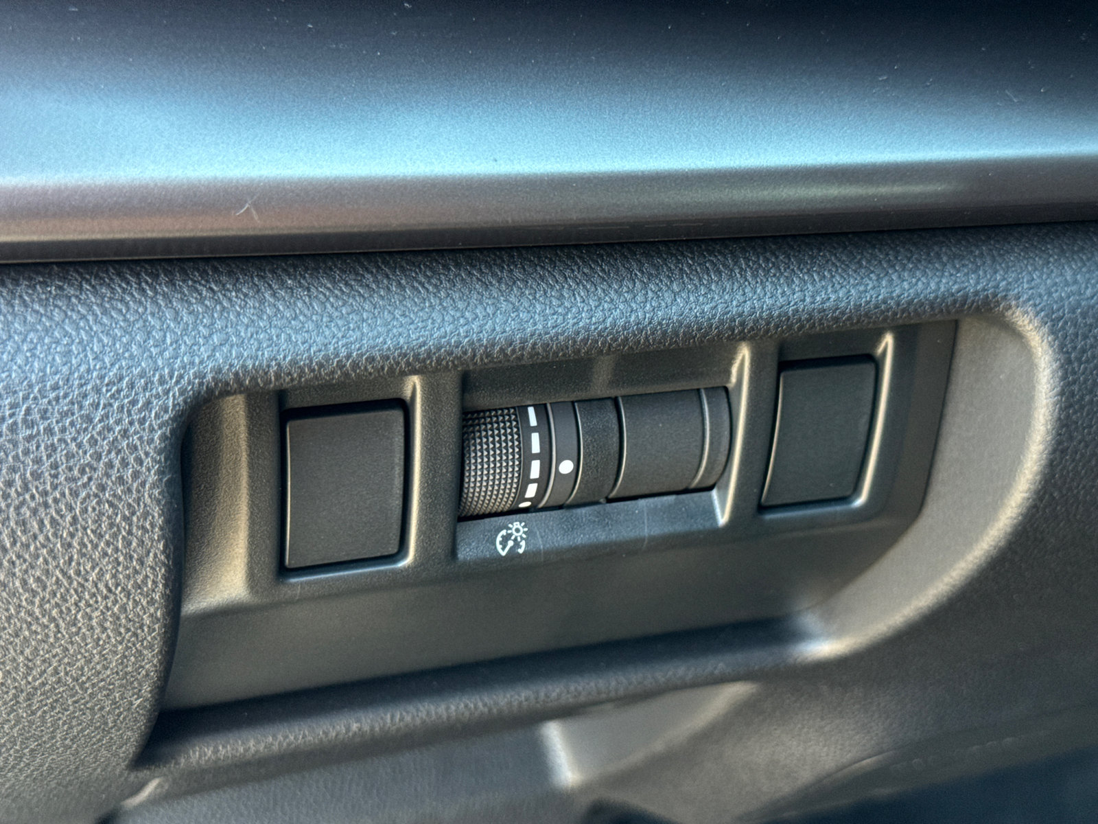 Certified 2025 Subaru Impreza 2.0i AWD/4WD image 17