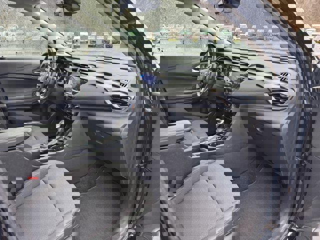 Used 2022 Buick Encore GX Preferred w/ Cold Weather Comfort Package image 12