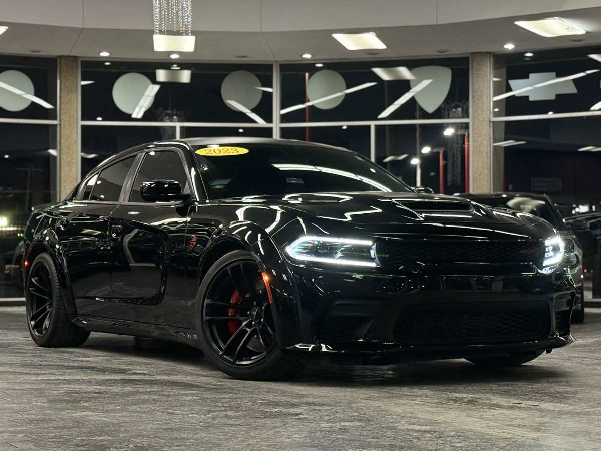 Used 2023 Dodge Charger SRT Hellcat image 1