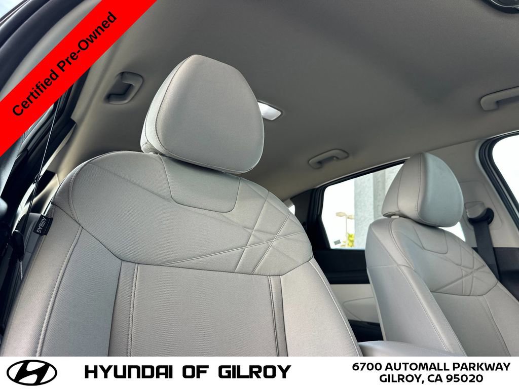 Certified 2025 Hyundai Tucson SE image 18