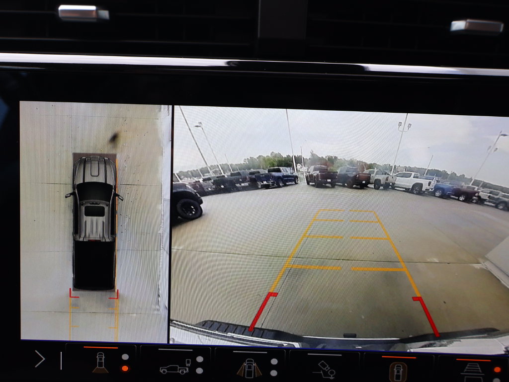Used 2024 GMC Sierra 3500 Denali Ultimate AWD/4WD image 25