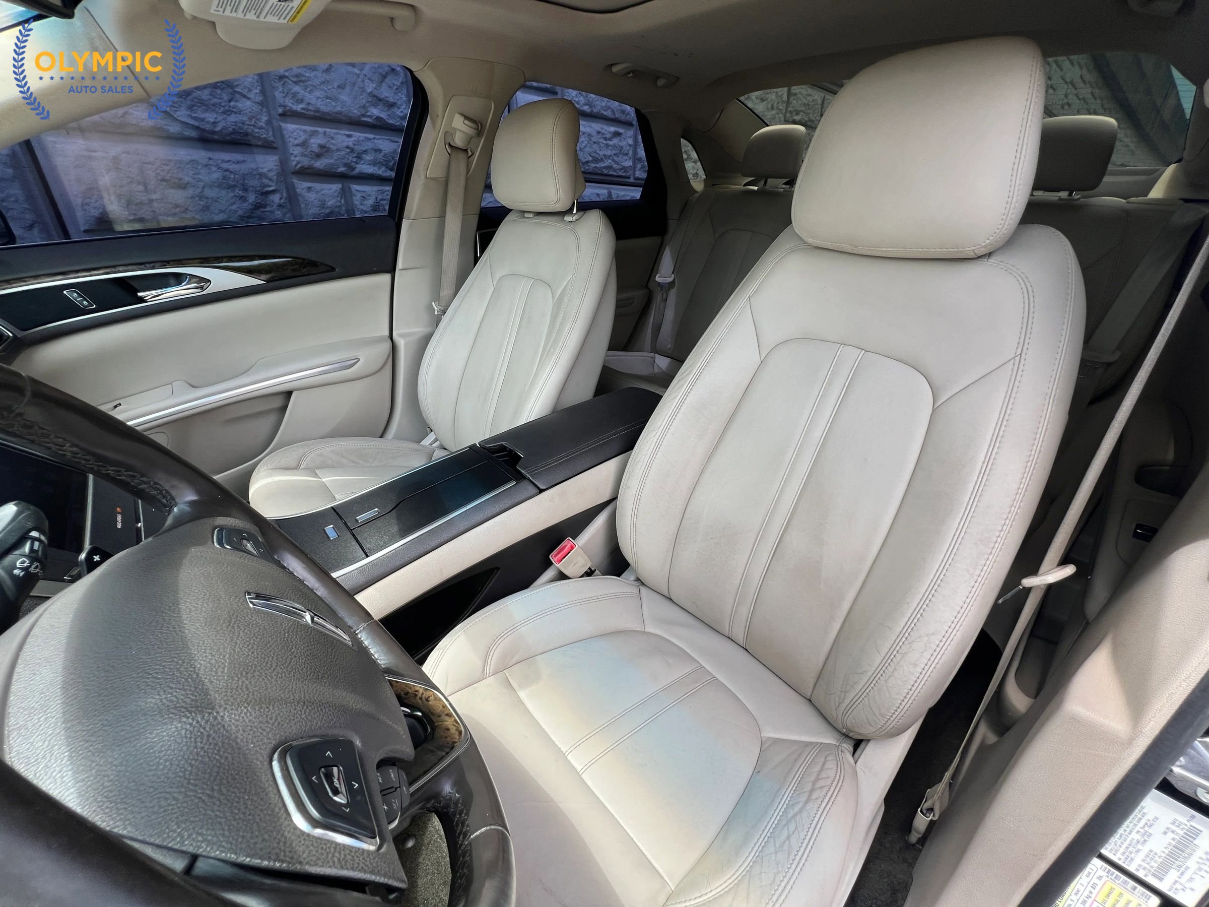 Used 2016 Lincoln MKZ w/ Equipment Group 200A Select FWD image 39