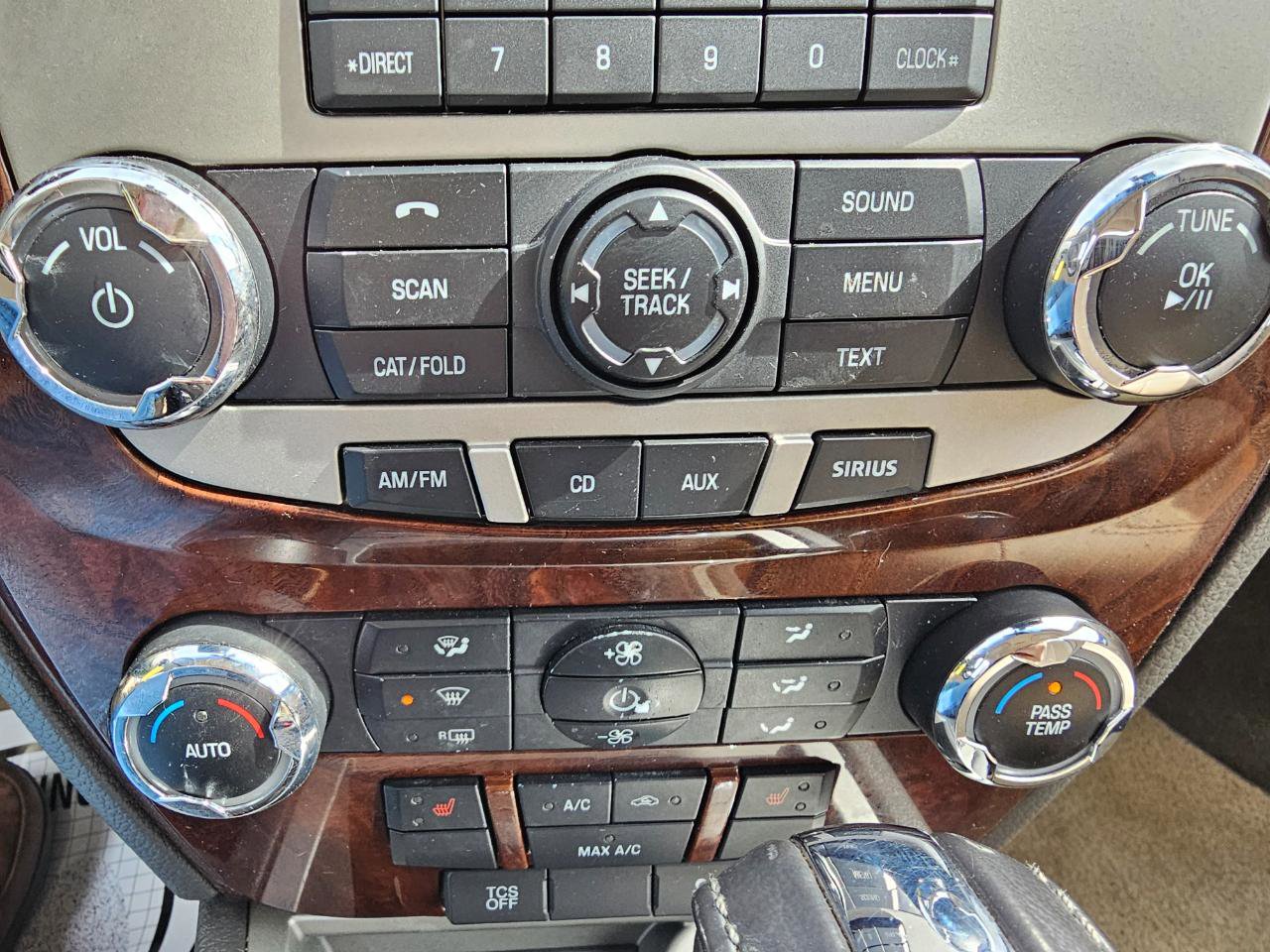 Used 2012 Ford Fusion SEL image 39