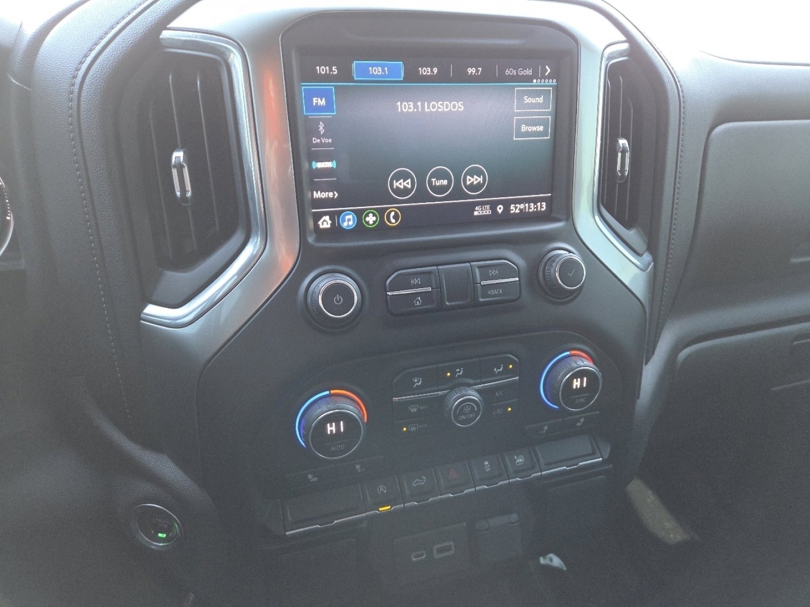 Used 2021 Chevrolet Silverado 1500 LT image 27