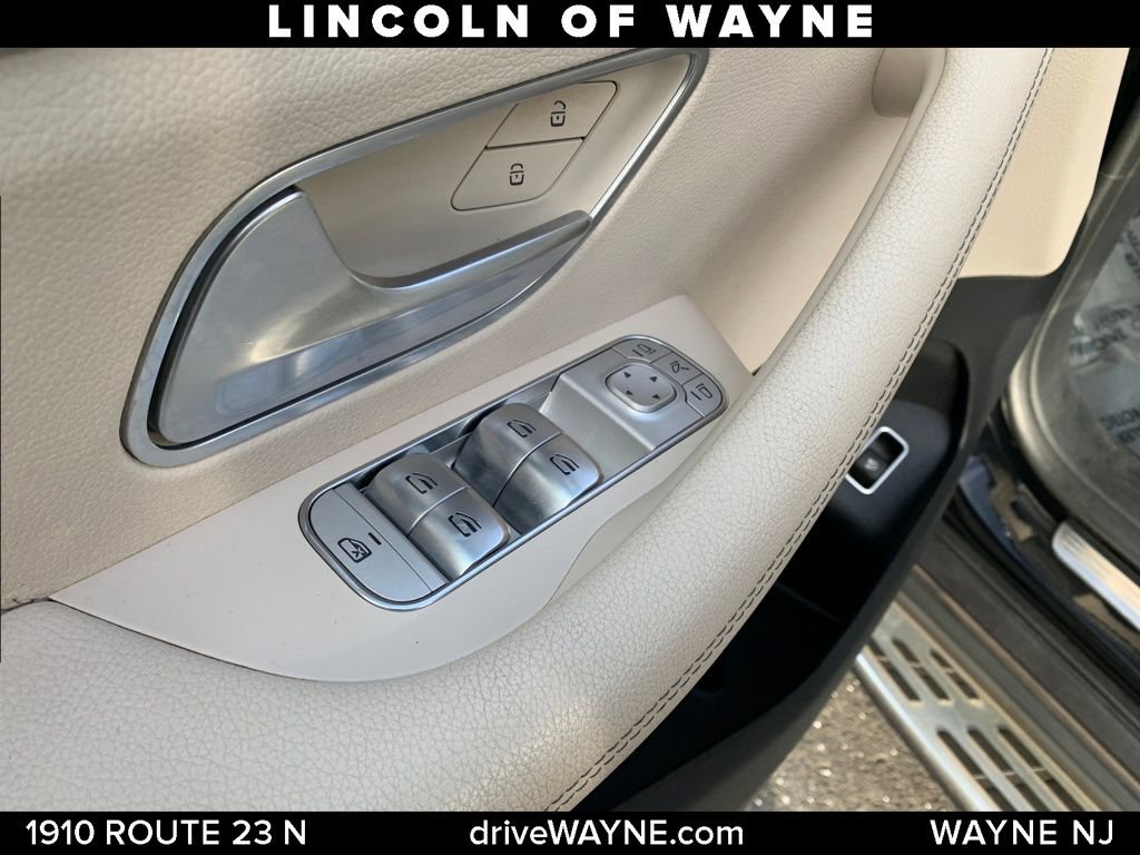 Used 2022 Mercedes-Benz GLS 450 4MATIC image 13