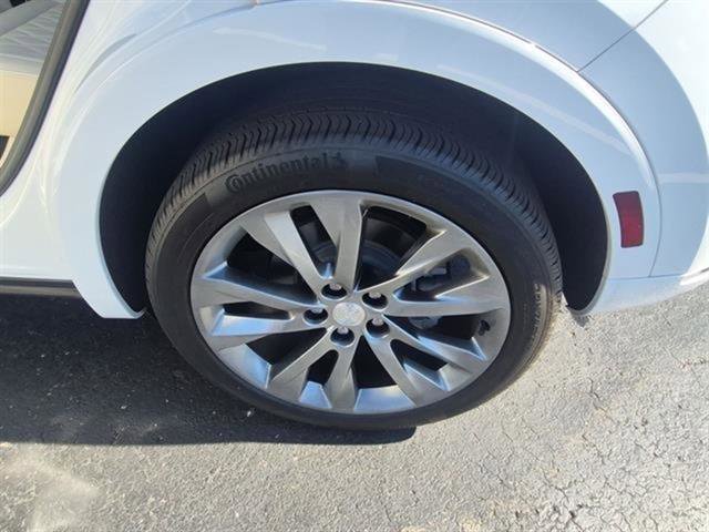 Used 2021 Buick Envision Avenir image 48