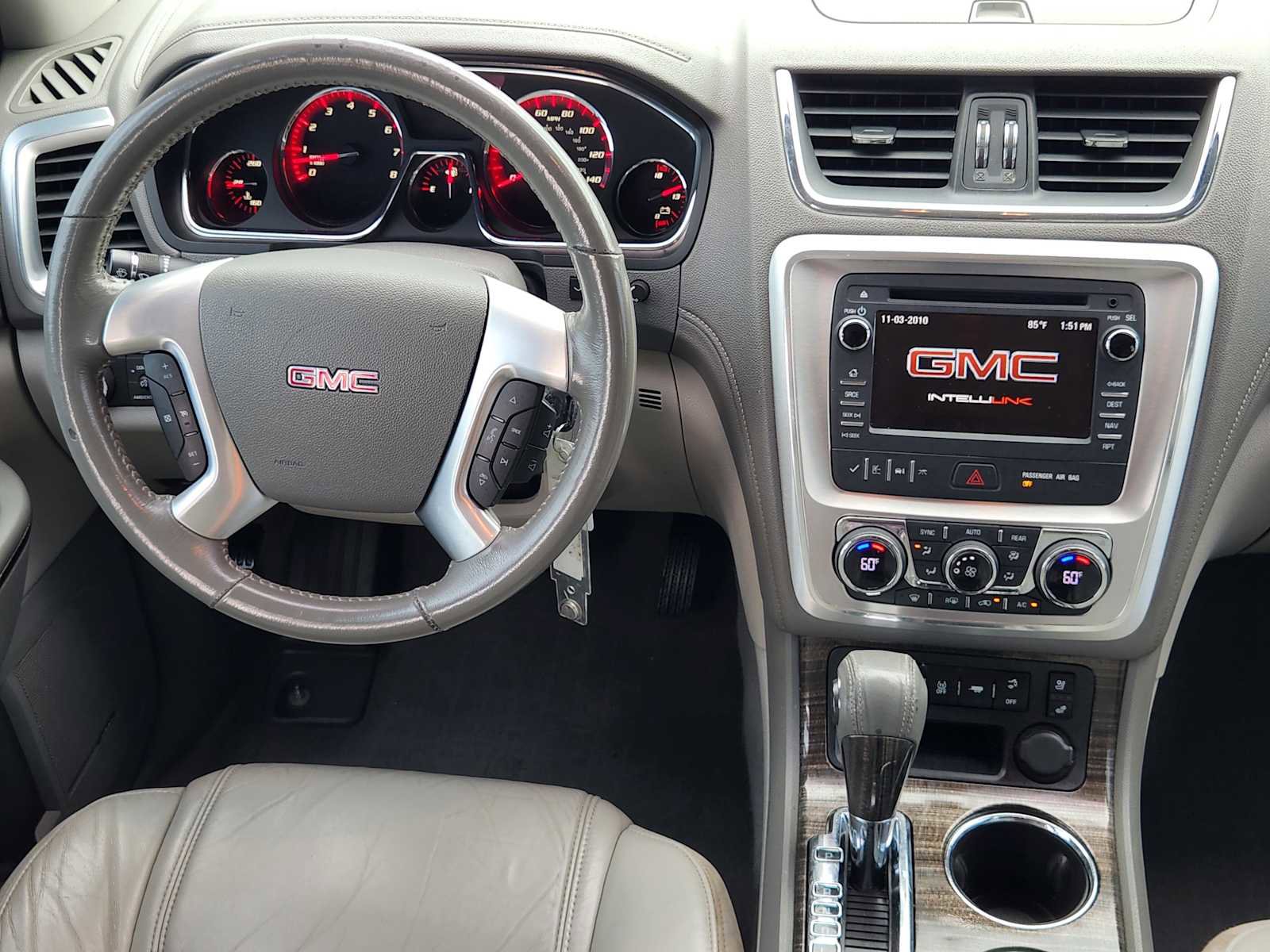 Used 2013 GMC Acadia SLT w/ Technology Package AWD/4WD image 25