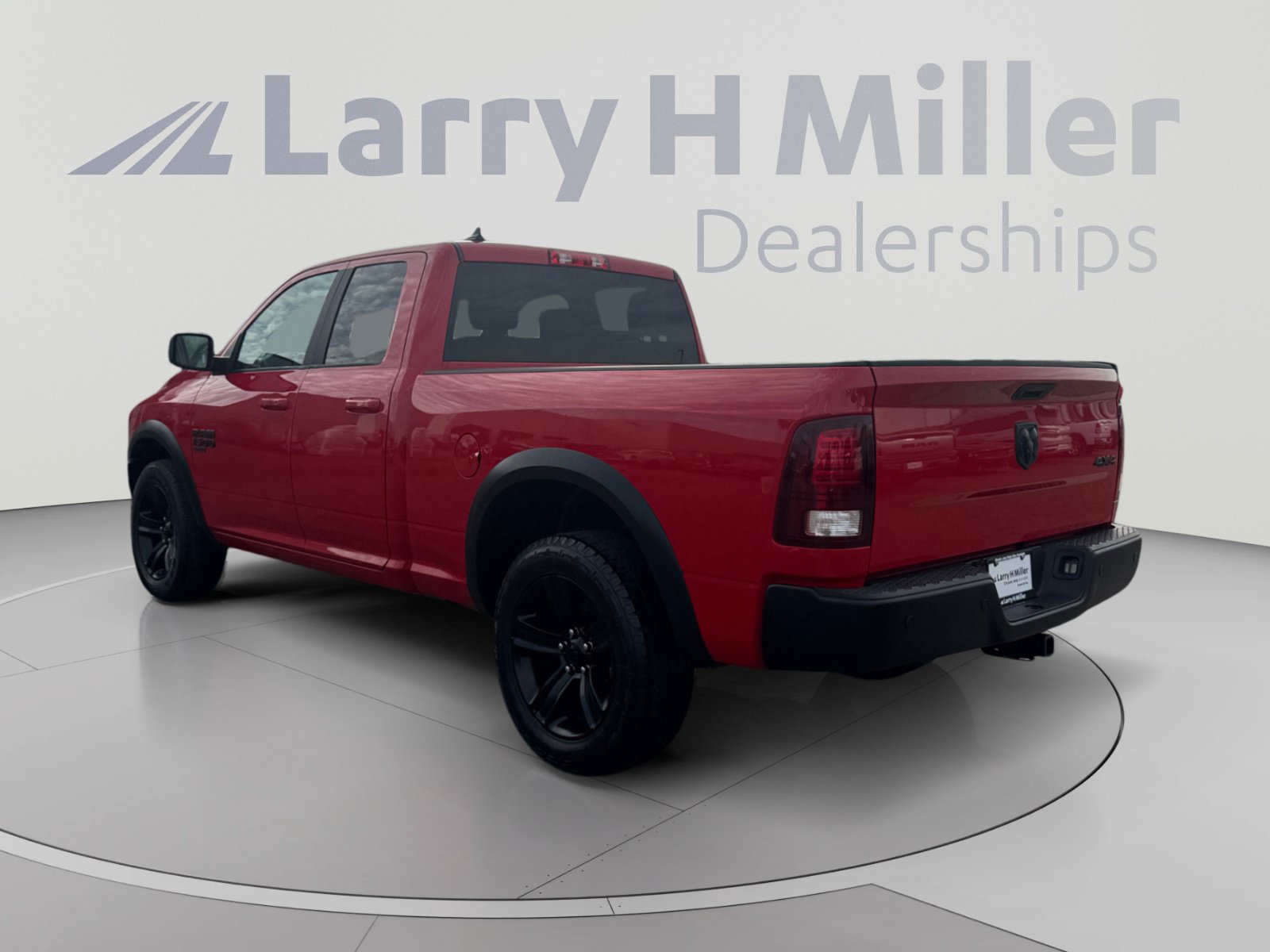 Used 2022 RAM 1500 Warlock w/ Electronics Group AWD/4WD image 3