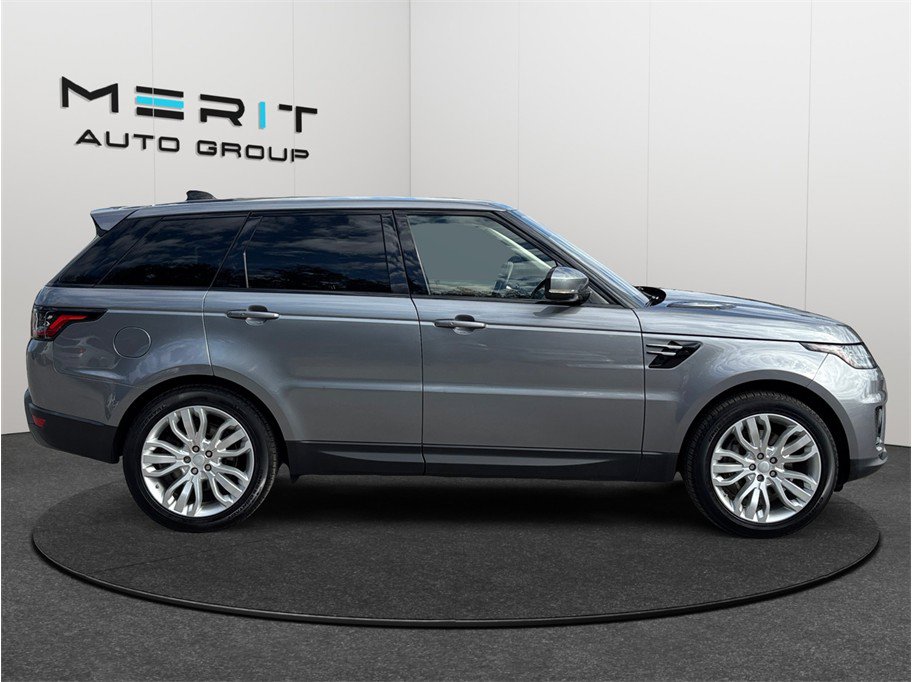 Used 2020 Land Rover Range Rover Sport SE image 10