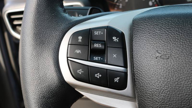 Used 2021 Ford Explorer Limited w/ Hybrid Equipment Group 310A AWD/4WD image 11