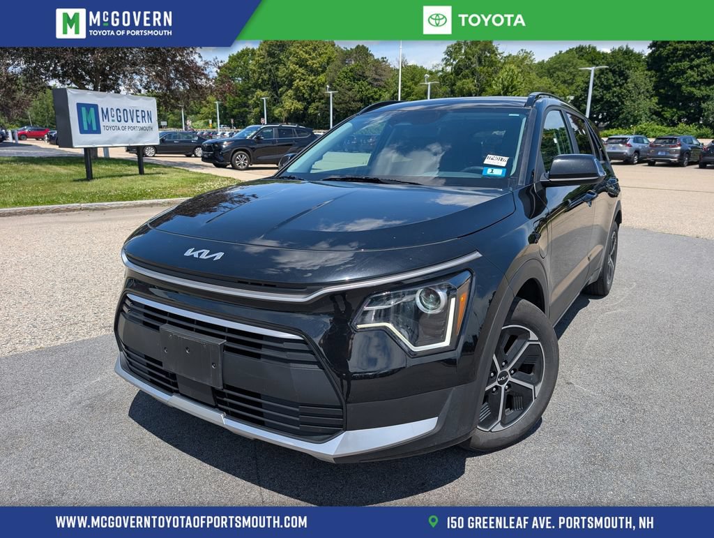 Used 2025 Kia Niro EX w/ EX Cold Weather Package FWD image 1