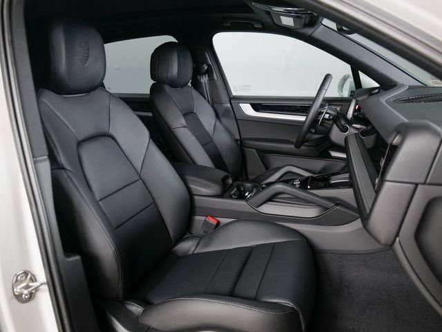 New 2026 Porsche Cayenne AWD/4WD image 11