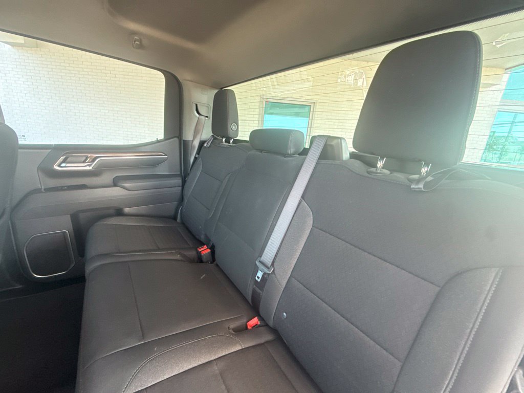 Used 2025 Chevrolet Silverado 1500 LT AWD/4WD image 44