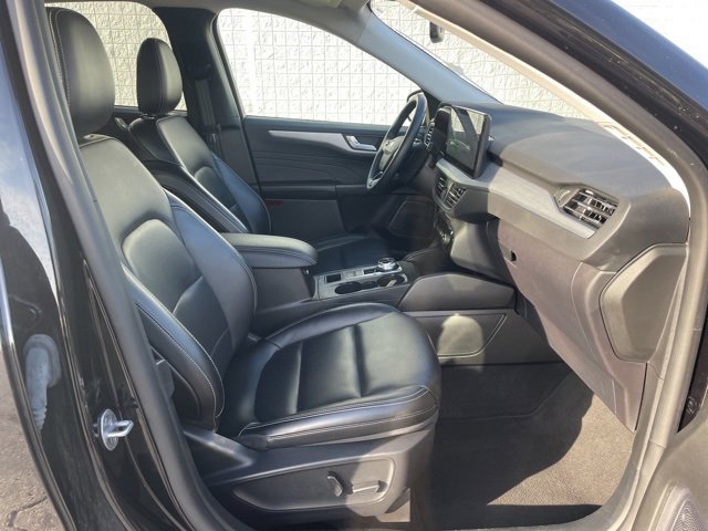 Used 2024 Ford Escape Platinum image 15