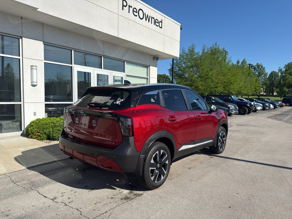 Used 2025 Nissan Kicks SV w/ SV Premium Package AWD/4WD image 3